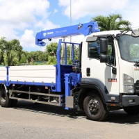 Xe tải Isuzu gắn cẩu Tadano 3 tấn 4 đoạn