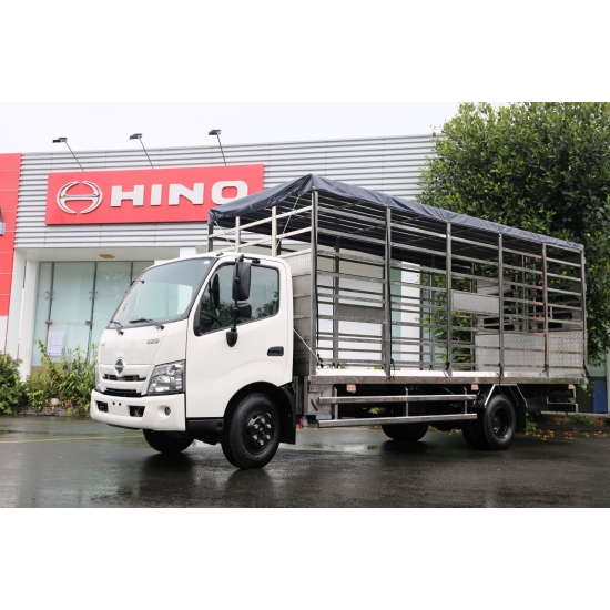 Hino XZU730 chở gia cầm 224 lồng