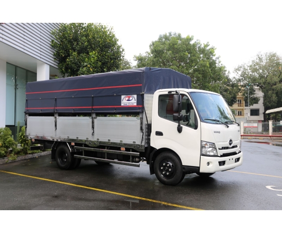 Hino XZU720 tải trọng 3,5 tấn